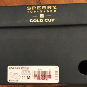 Brand new Women’s size 11 Sperry top siders.